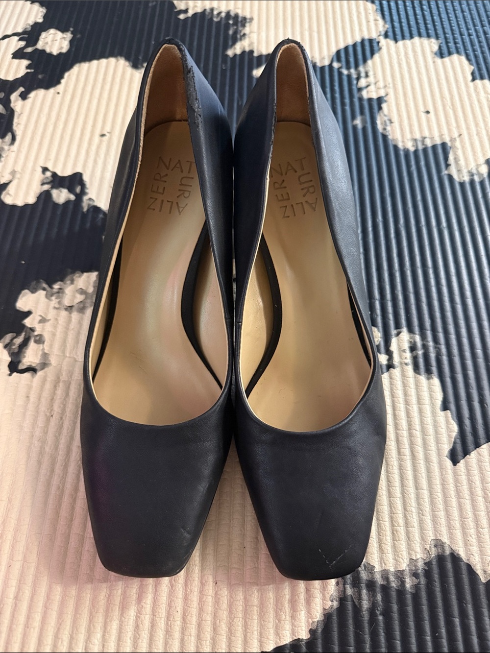 Naturalizer Black Square-Toe Leather Pumps